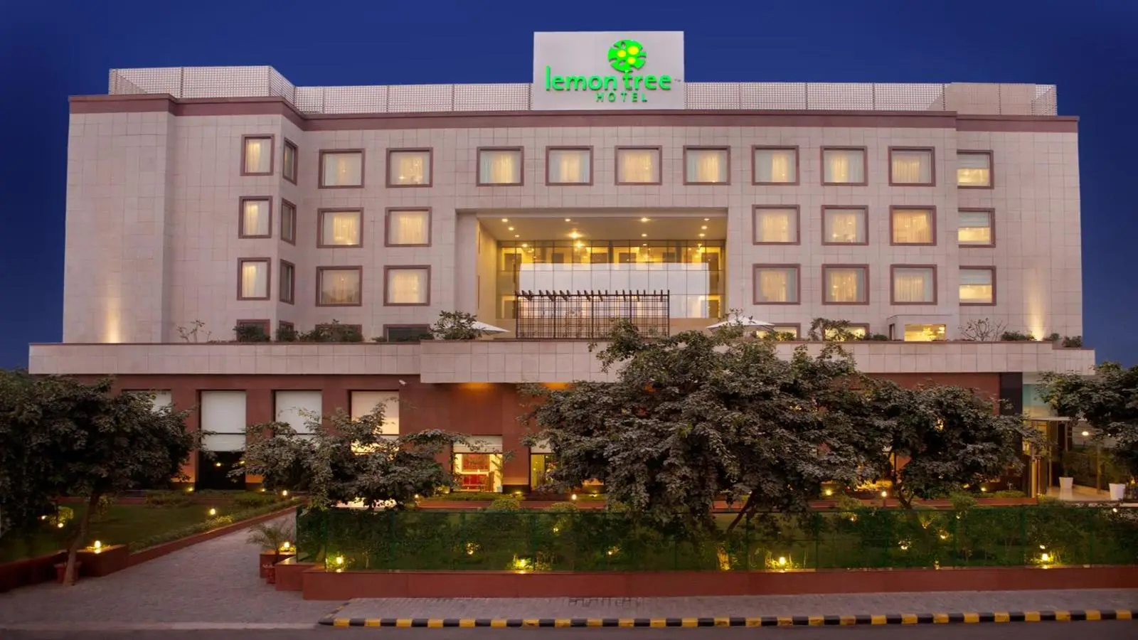 lemon tree Premier 2 ,leisure valley, Gurgaon
